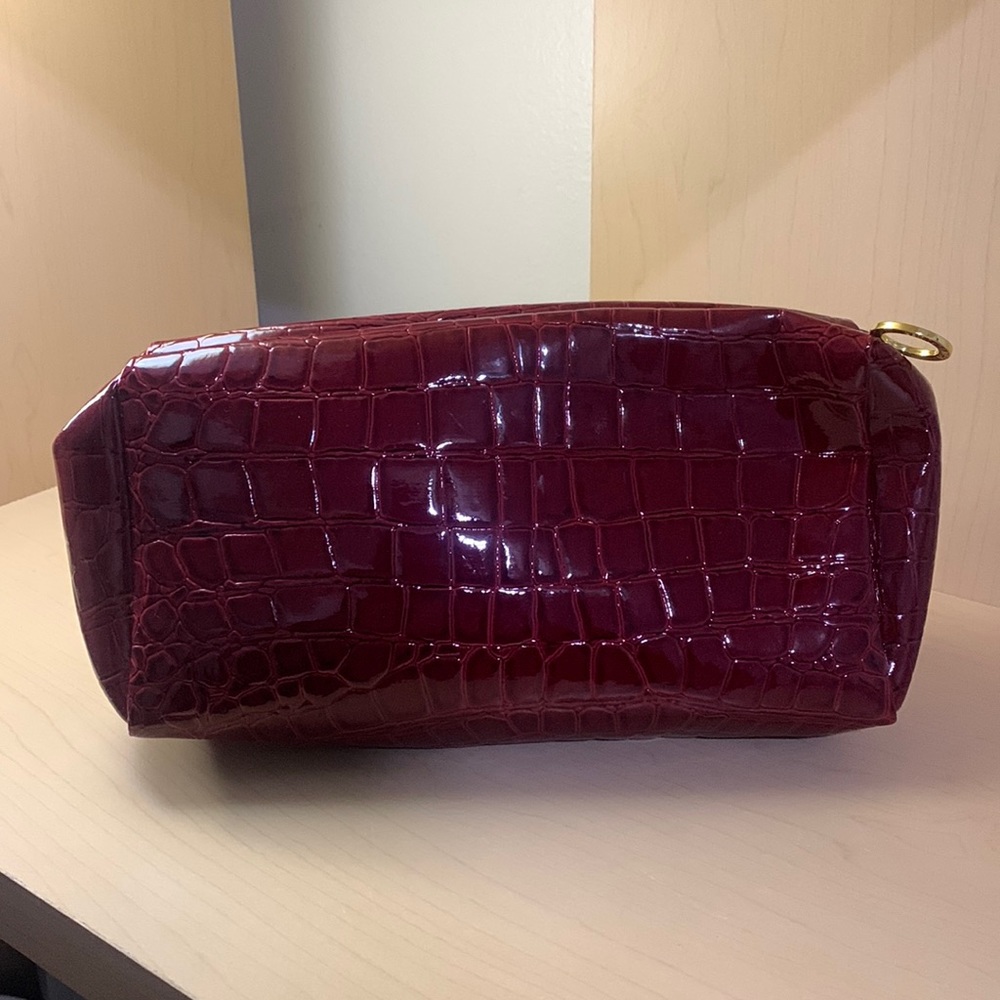 Estée Lauder - Ruby Red Faux Alligator Skin Makeup Bag/Carrying Case - 9x5”